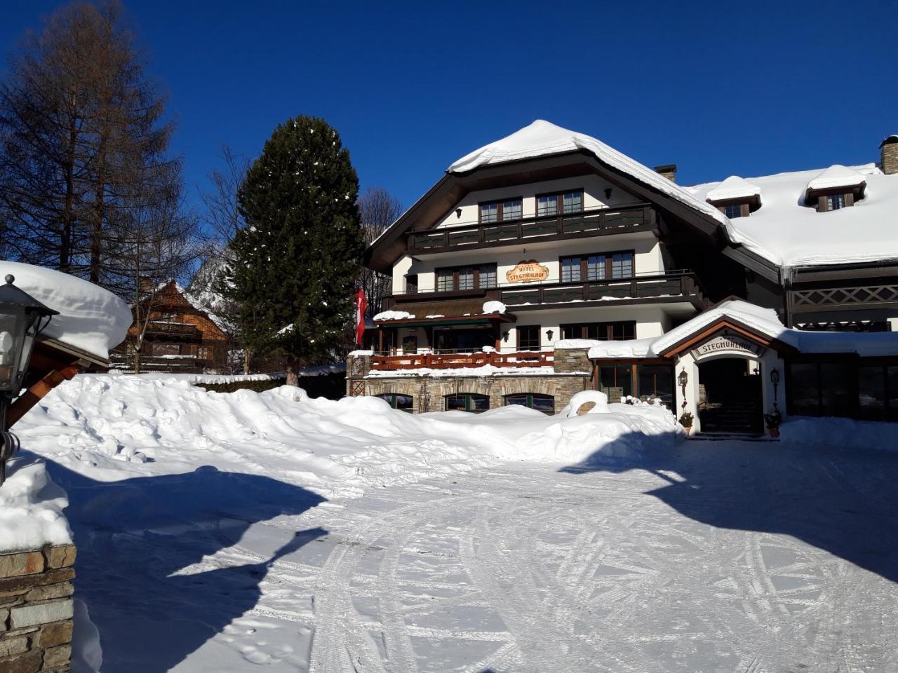 Hotel Stegmühlhof Mauterndorf  Buitenkant foto